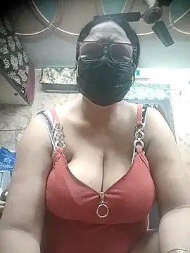 thehotlady online show from February 19, 3:03 am