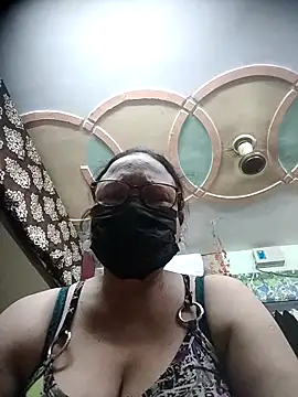 Snapshot of thehotlady chatting on October 4, 9:33 am thehotlady online show from October 4, 9:33 am