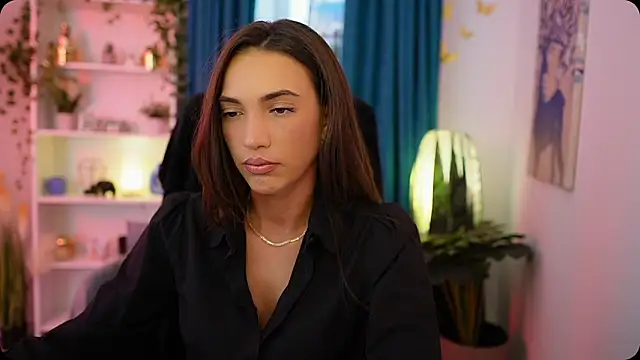 Snapshot of Alexis_Love_ chatting on October 2, 1:14 pm Alexis Love online show from October 2, 1:14 pm
