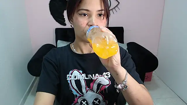 Snapshot of mia_sexgirl chatting on October 10, 12:17 pm mia sexgirl online show from October 10, 12:17 pm