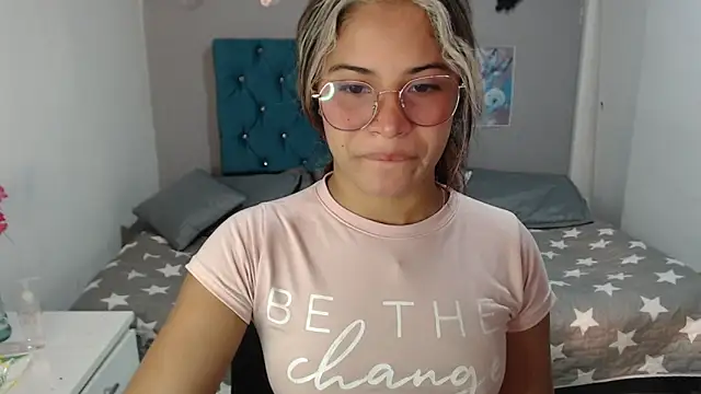 mia sexgirl online show from March 26, 12:25 pm