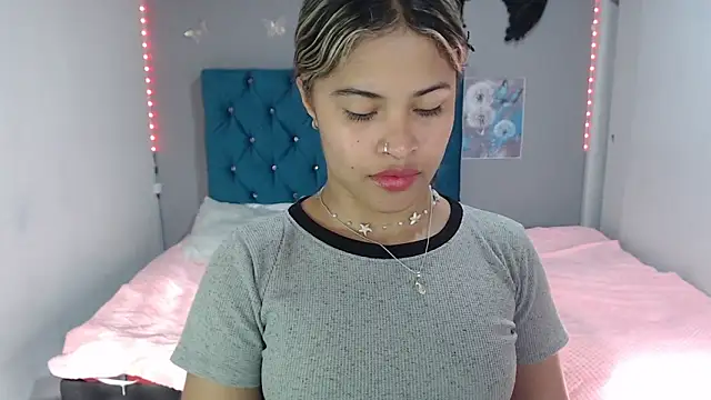 Snapshot of mia_sexgirl chatting on June 11, 12:24 pm mia sexgirl online show from June 11, 12:24 pm