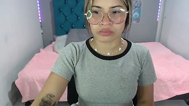 mia sexgirl online show from June 2, 12:16 pm