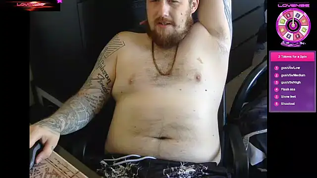 Snapshot of ThatAltGuy chatting on September 25, 8:42 am ThatAltGuy online show from September 25, 8:42 am