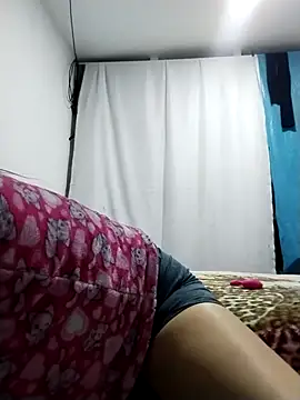 LaraCaliente online show from March 10, 1:09 am