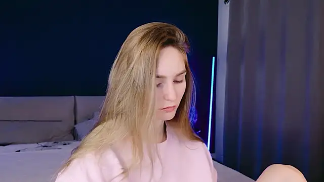 Melloudy online show from December 1, 7:09 am