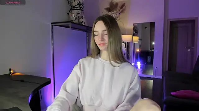 Melloudy online show from November 22, 6:45 am