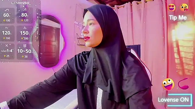 Snapshot of ShanaJamil chatting on October 24, 12:15 pm ShanaJamil online show from October 24, 12:15 pm