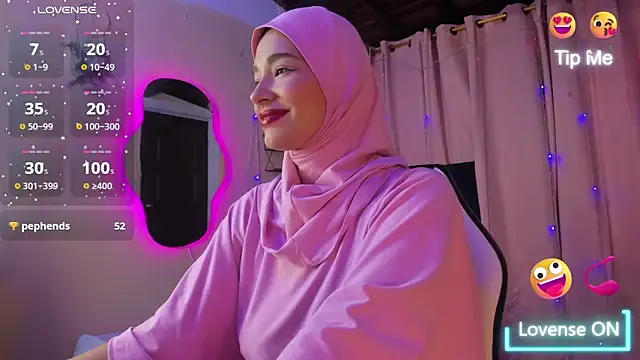 Snapshot of ShanaJamil chatting on October 25, 12:17 pm ShanaJamil online show from October 25, 12:17 pm