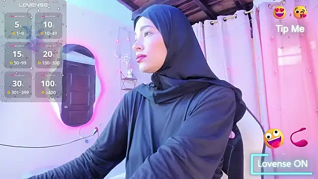 Snapshot of ShanaJamil chatting on October 2, 12:08 pm ShanaJamil online show from October 2, 12:08 pm