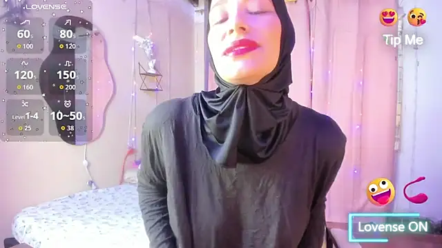 Snapshot of ShanaJamil chatting on November 28, 12:16 pm ShanaJamil online show from November 28, 12:16 pm