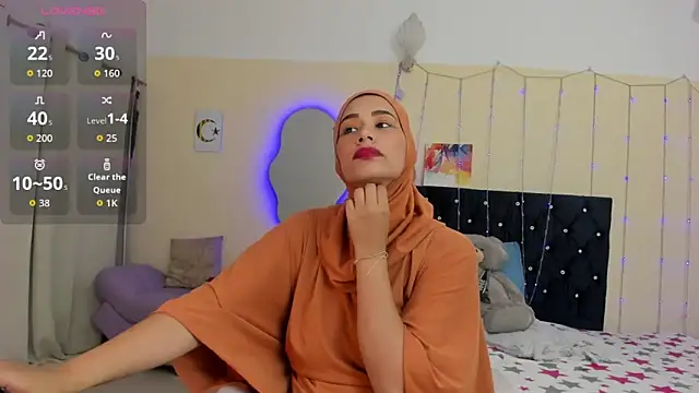 Snapshot of ShanaJamil chatting on April 29, 11:58 am ShanaJamil online show from April 29, 11:58 am