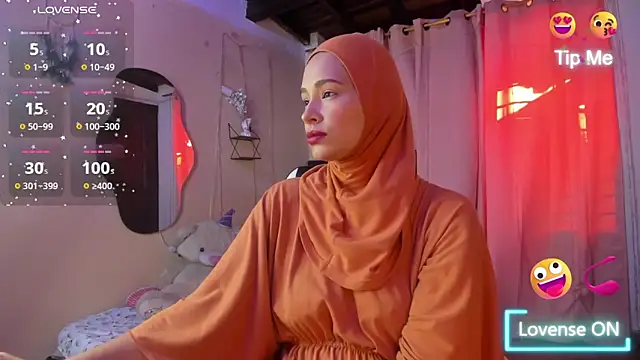 Snapshot of ShanaJamil chatting on November 10, 12:10 pm ShanaJamil online show from November 10, 12:10 pm