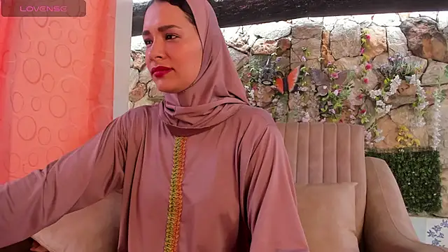 Snapshot of ShanaJamil chatting on May 28, 12:11 pm ShanaJamil online show from May 28, 12:11 pm