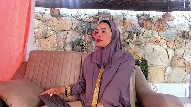 ShanaJamil online show from July 15, 12:45 pm