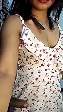 Ceylon couple online show from February 6, 7:59 am