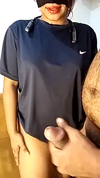 Ceylon couple online show from March 13, 7:41 pm