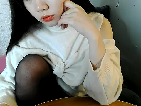 Mie5784 online show from December 4, 7:40 am