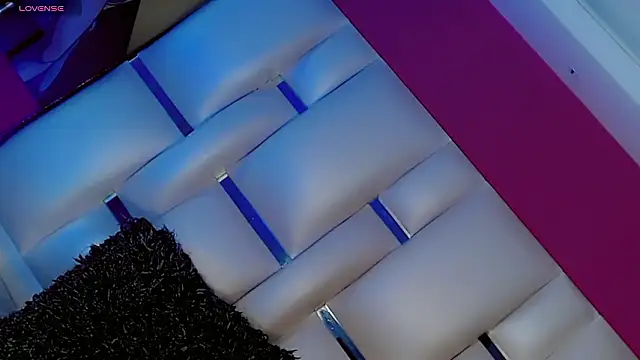 JessiscaWalker online show from February 8, 8:17 pm