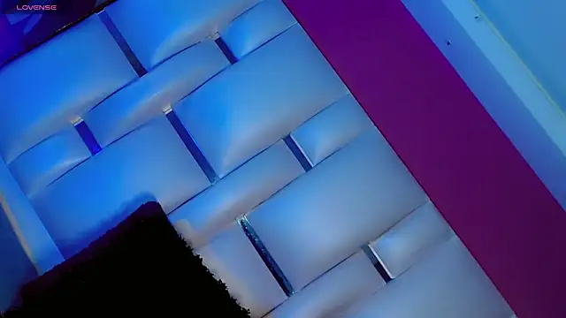 JessiscaWalker online show from April 13, 8:13 pm