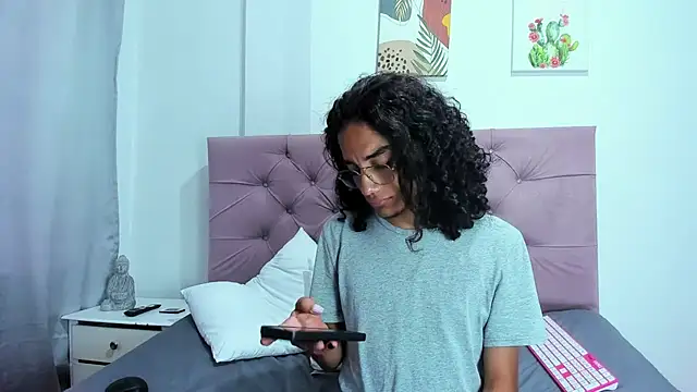 EthanBlackwoodd online show from April 1, 8:06 pm