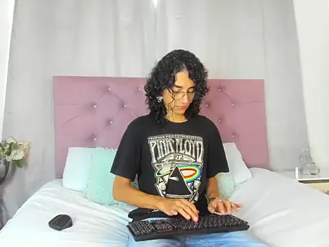 EthanBlackwoodd online show from October 21, 7:46 pm