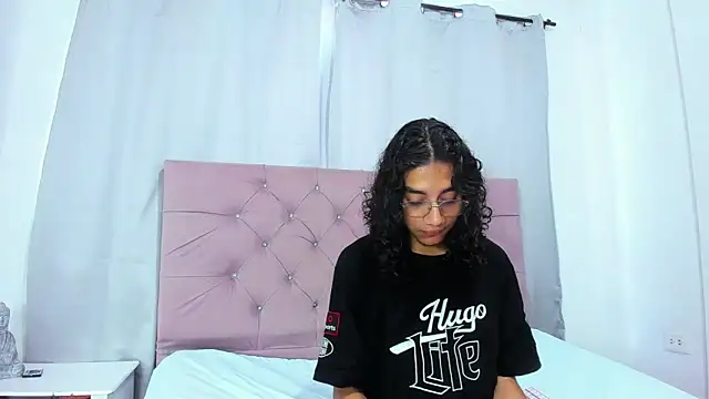 EthanBlackwoodd online show from March 20, 7:26 pm