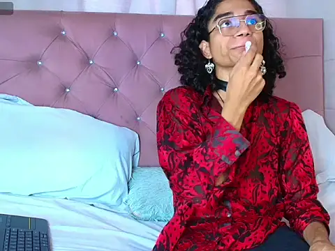 EthanBlackwoodd online show from September 19, 8:57 pm