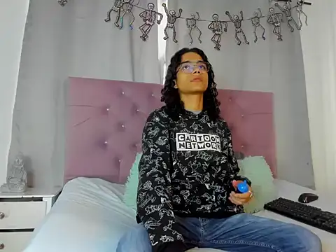 EthanBlackwoodd online show from November 5, 7:50 pm