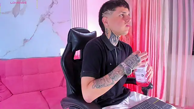 Declan-Fox online show from September 23, 3:46 am