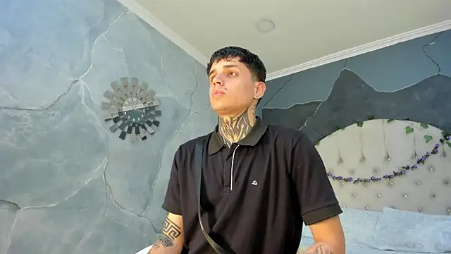 Declan-Fox online show from November 5, 12:47 am