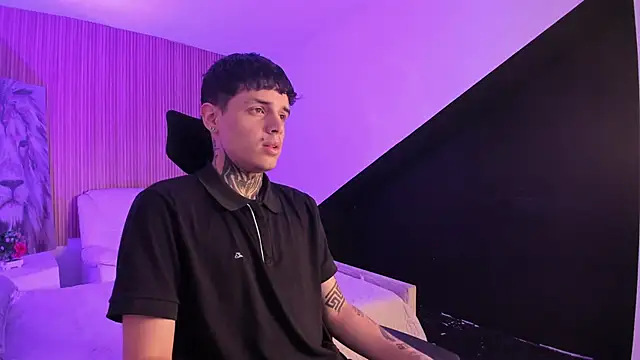 Declan-Fox online show from October 13, 12:51 pm