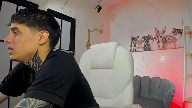 Declan-Fox online show from November 9, 4:16 am