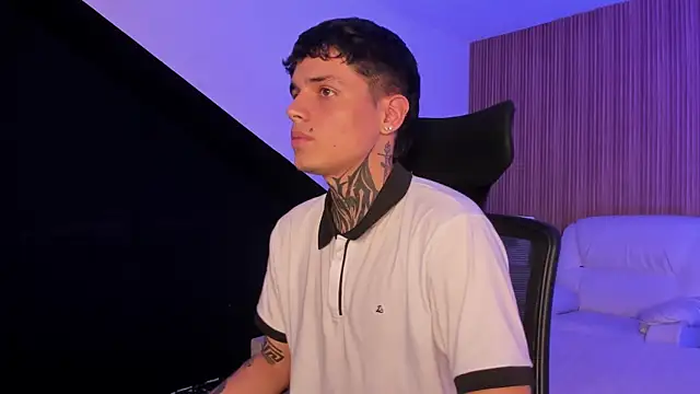 Declan-Fox online show from October 11, 12:39 pm