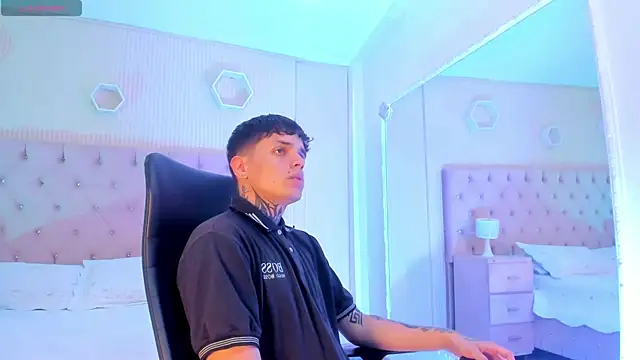 Declan-Fox online show from October 24, 4:22 am