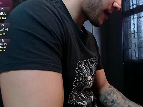 RichardMilleer online show from November 5, 1:58 pm