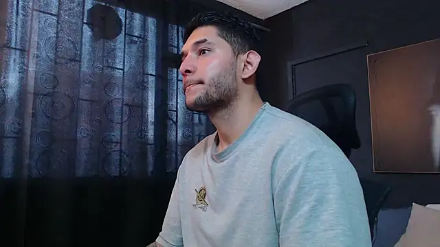 RichardMilleer online show from October 31, 2:02 pm