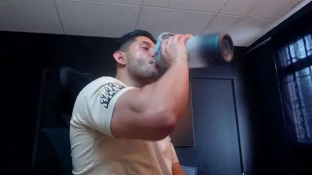 RichardMilleer online show from December 19, 2:41 pm