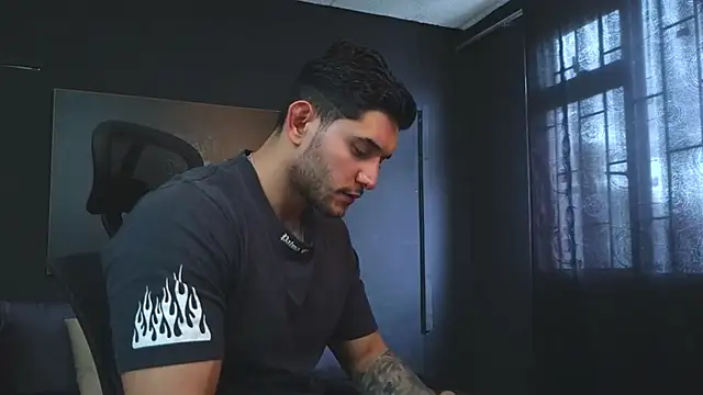 Snapshot of RichardMilleer chatting on July 8, 4:51 pm RichardMilleer online show from July 8, 4:51 pm