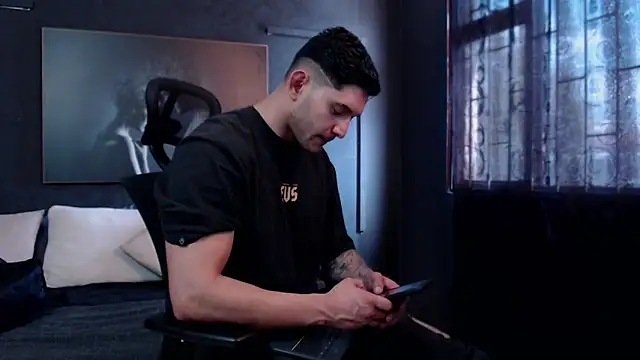 RichardMilleer online show from March 13, 2:33 pm