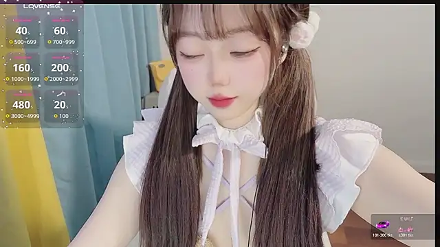 Lucky Cici online show from March 15, 10:39 pm