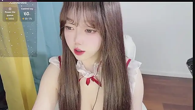 Lucky Cici online show from March 10, 10:25 pm