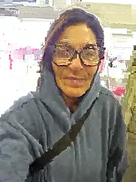 Snapshot of 3totangox chatting on December 13, 8:04 pm 3totangox online show from December 13, 8:04 pm