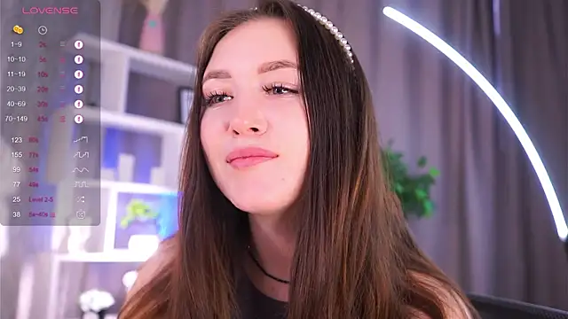 AlinaOrf online show from October 26, 5:30 am