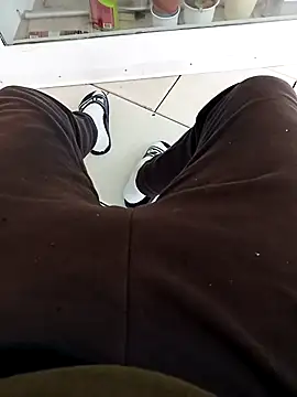 fullystroked online show from October 25, 10:36 am