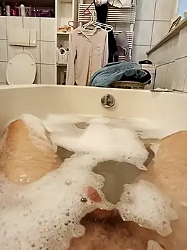 fullystroked online show from September 24, 1:39 pm