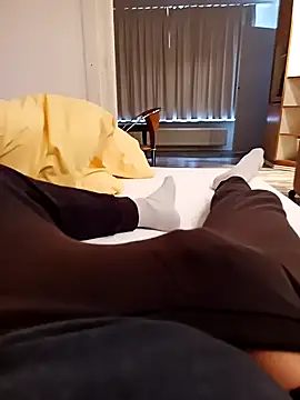 fullystroked online show from December 3, 1:21 pm