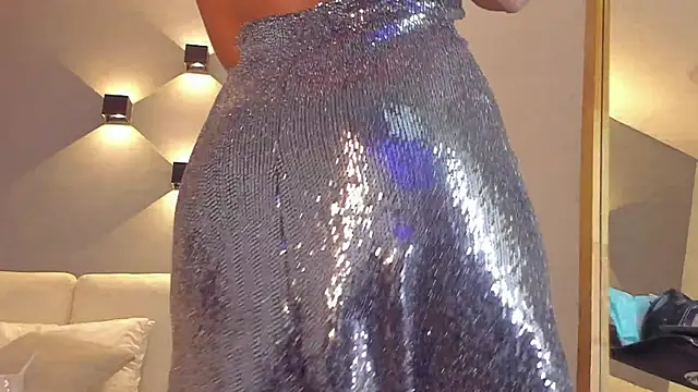 selena monroy online show from April 3, 10:22 am