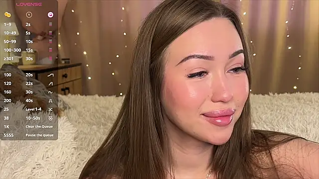 Amelia Ray  online show from April 16, 8:59 am