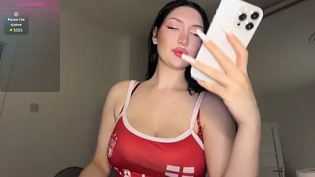 Jessasmith online show from July 7, 6:33 pm